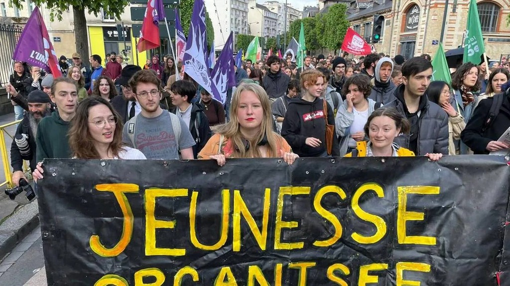 Quand L’École Devient Le Lieu De La Contestation
